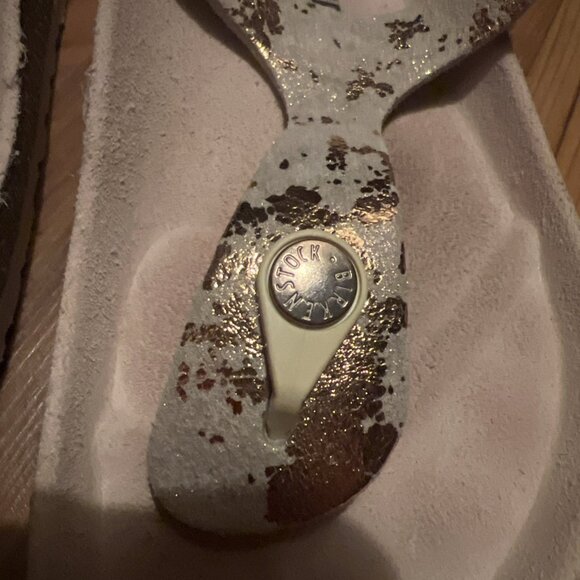 Birkenstock Gizeh Sandals Womens EU 38 US 7.5 Vintage Metallic Rose Copper Suede - Picture 11 of 14